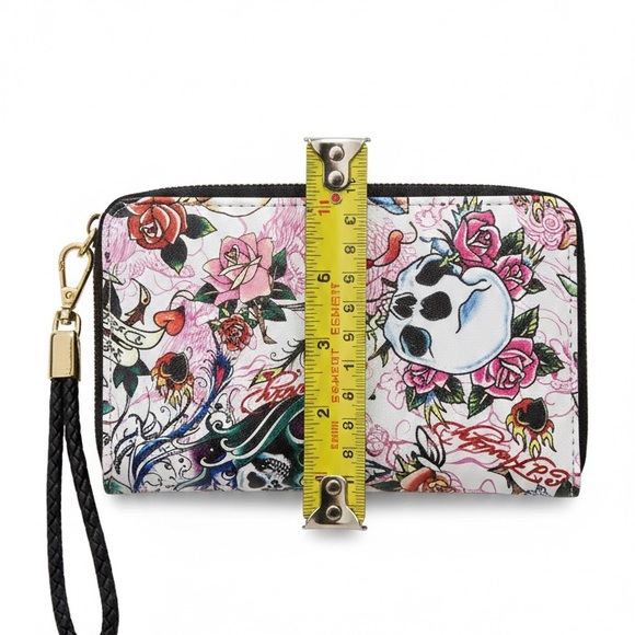 Ed Hardy Artistic Skull Print Wallet/Crossbody Bag EUC - Picture 5 of 6